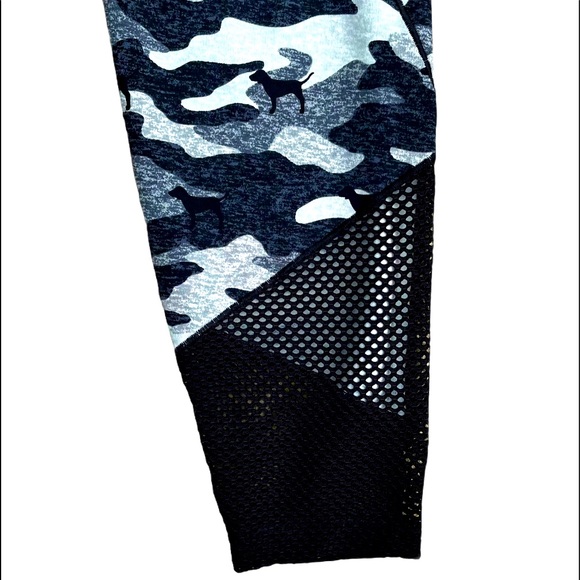 Pink Victoria Secret NWOT High Waisted Camo Dog Leggings SZ:M - Picture 5 of 8